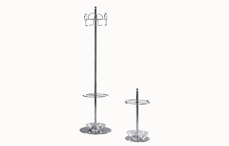 Porte-Manteau - Joker, Une Touche De luxe Italien Porte-manteaux et porte-parapluies avec base métallique ronde, finition peinte et/ou chromée avec couvercle de disque de base en acier inoxydable. Disponible avec différentes formes de supports en matière plastique et en métal chromé. Porte-parapluies et paniers en acier inoxydable disponibles en différentes tailles.